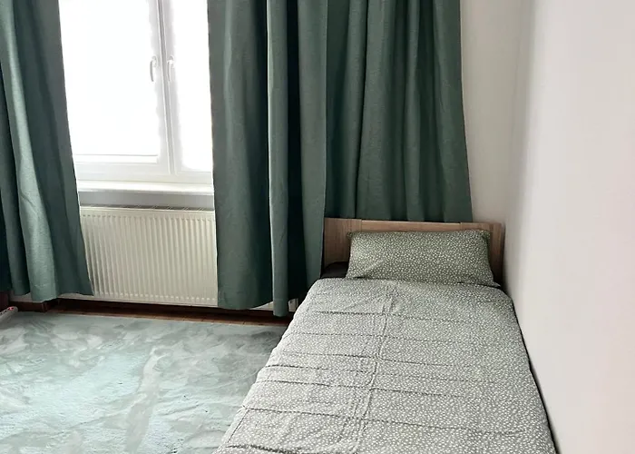 Geraeumig, Modern Und Perfekt Angebunden! Apartment