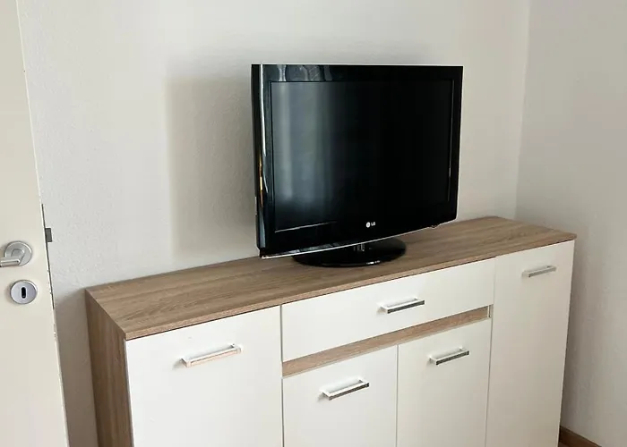 Lejlighed Geraeumig, Modern Und Perfekt Angebunden!