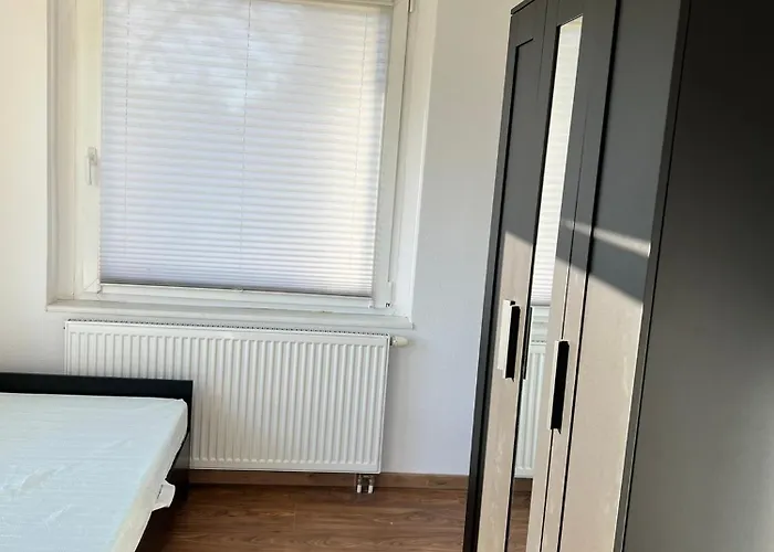 Geraeumig, Modern Und Perfekt Angebunden! Apartment *
